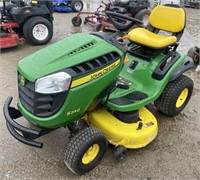 (YY) John Deere S240 42" Riding Lawn Mower