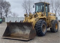 (CM) 1995 John Deere 624G Loader