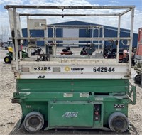 (DX) JLG Model 1932RS Scissor Lift