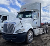 (AV) 2014 International Navistar Day Cab Semi