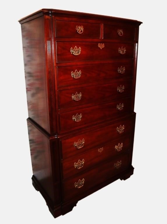 Thomasville solid cherry 8 drawer chest on chest