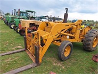 JD Industrial Tractor w/ JD400 Loader, Diesel