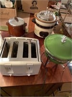 Toaster crockpot, two warmers
