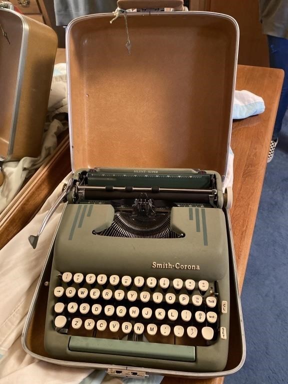 Smith corona typewriter