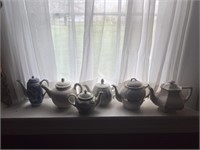 6 Teapots