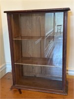 Countertop Display Cabinet 26"H x 19"W x 9"D