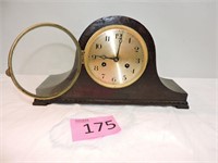 Vintage Mantle Clock #185