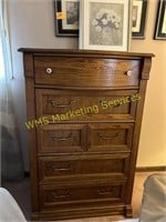 Oak Chest of Drawers - Missing 1 Handle