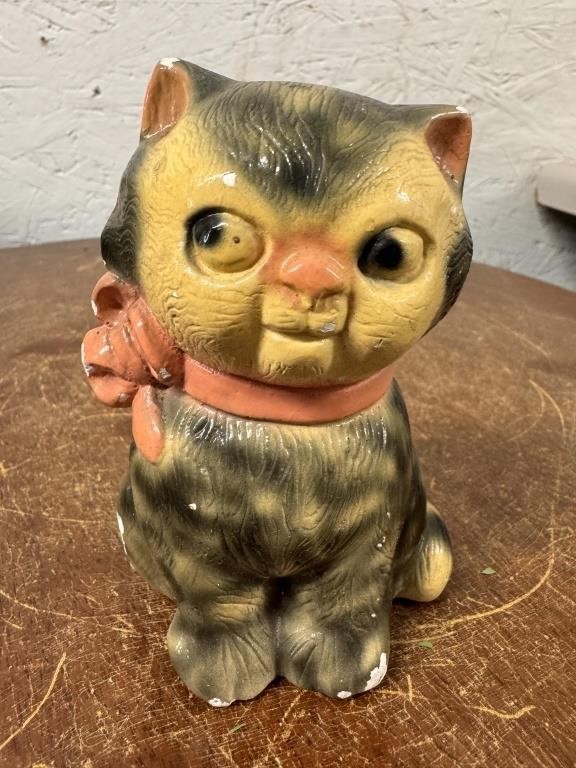 Vintage Genuine Rockalite Chalkware Cat