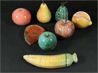 carved and polished stone fruit décor. 8 pieces.