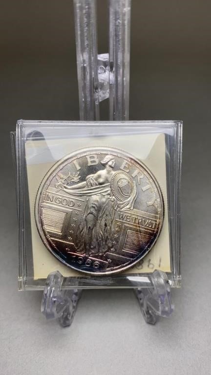 1986 Liberty Silver One Troy Oz.- Nice Toning