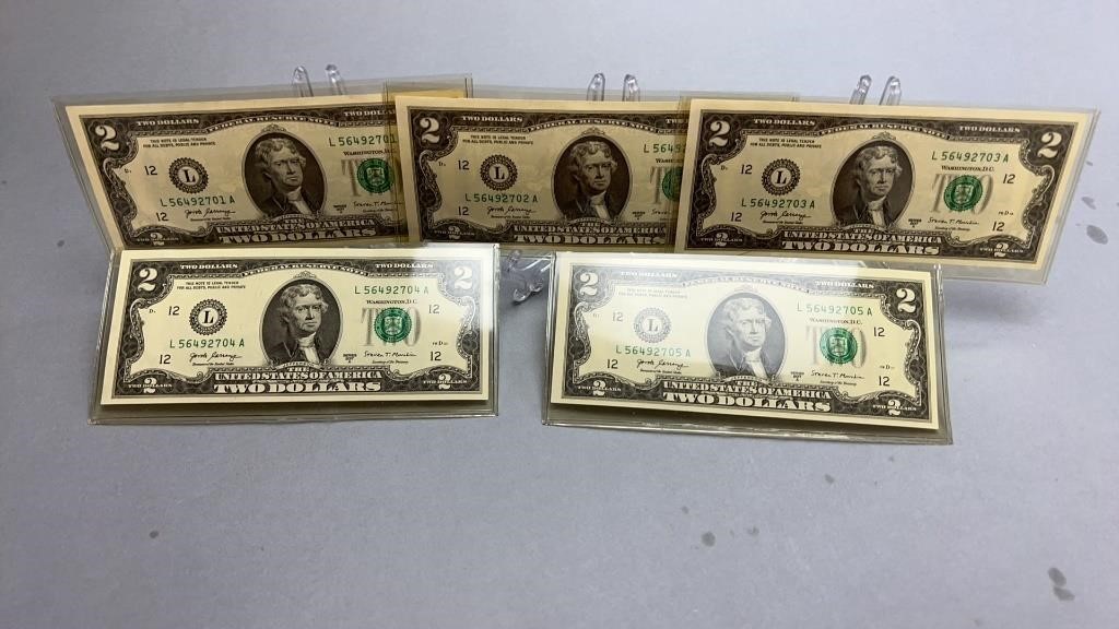 5- $2 Bills with Consecutive Serial Numbers