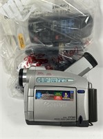 CANON DIGITAL CAMCORDER NTSC ZR20