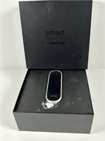 Smart remote by Sevenhugs.