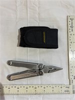 Leatherman wave and case