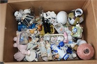 box lot / figurines