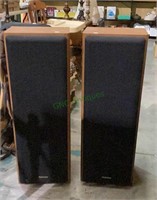 Vintage Technics three-way speaker w/twin woofer