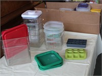 Plastic Food Storage Lot