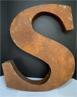 23.5" Rusty Steel Letter S 3D Construction, Pls
