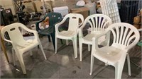 Lot of five mixed color molded plastic patio