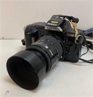 Nikon N4004 35mm Camera w/AF Nikkor 35-102mm