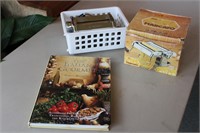 Pasta Cutter & Italian Cook Book