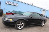 2004 Ford Mustang 40th Anniversary Convertible 2dr