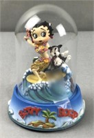 Limited edition Betty Boop surfboard Betty hand