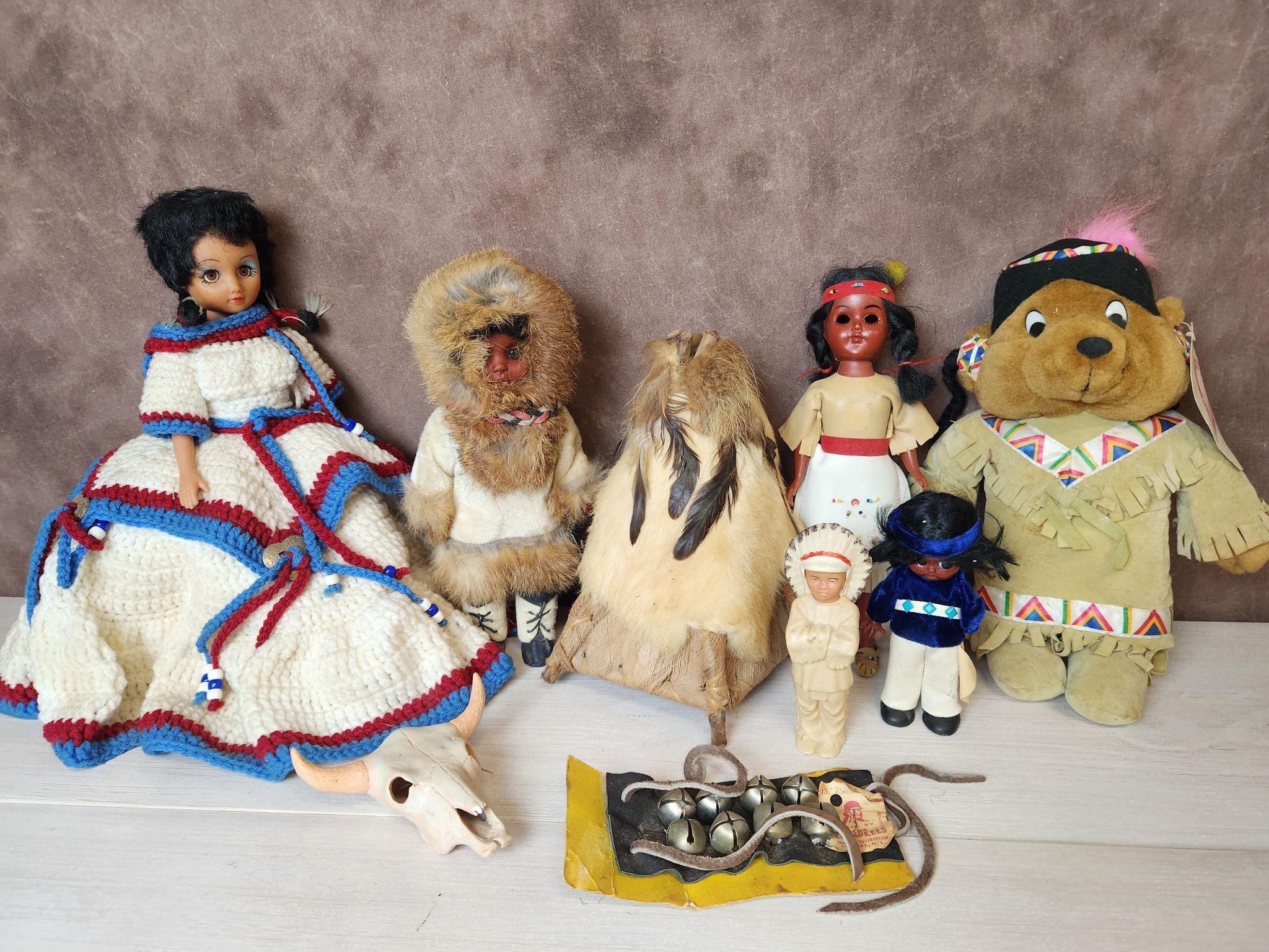 Vtg Native American Dolls/ Items
