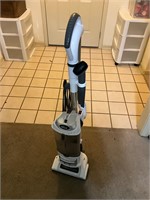 Shark Vacuum cleaner