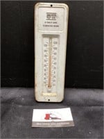 MFA advertiser thermometer