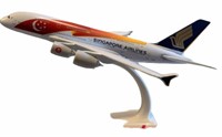 7.8 inch Singapore Airlines A380 50th length