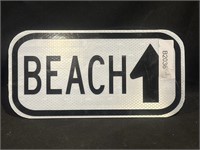 BEACH STREET SIGN