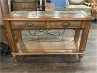 CONSOLE TABLE