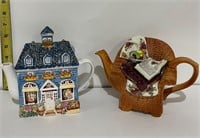 Royal Albert Tea Pot & Cottage Tea Pot - Vintage