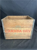 CANADA  DRY CRATE