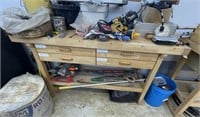 Work Bench w/Drawers & Vise
