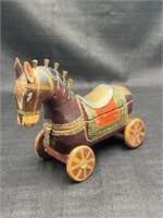 Hand Carved Vintage Trojan Horse Snuff Box