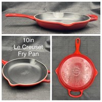 Le Creuset Enamel over Cast Iron 10 1/4in  Fry Pan