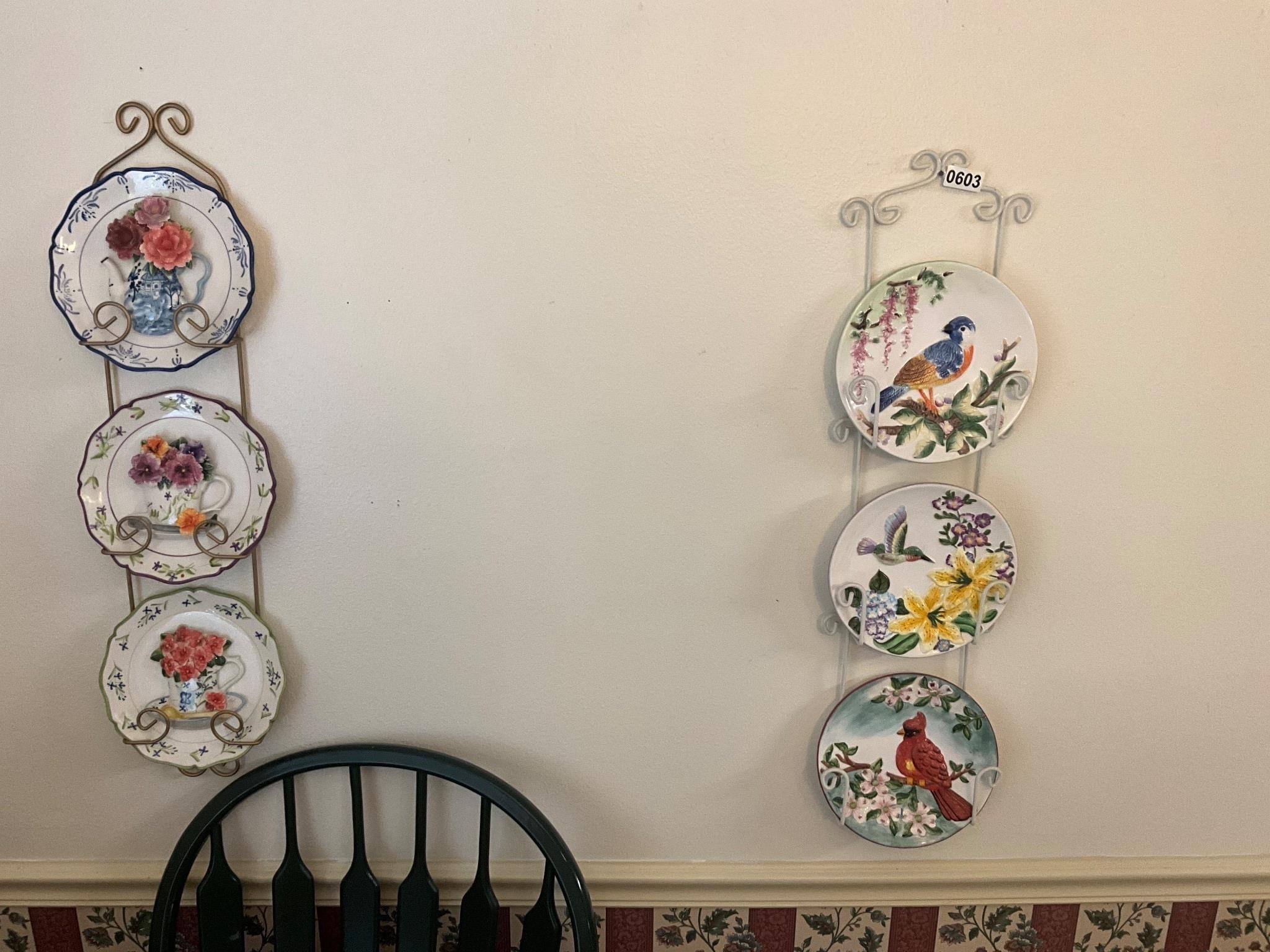 6 decorative plates and hangers- flowers and birds