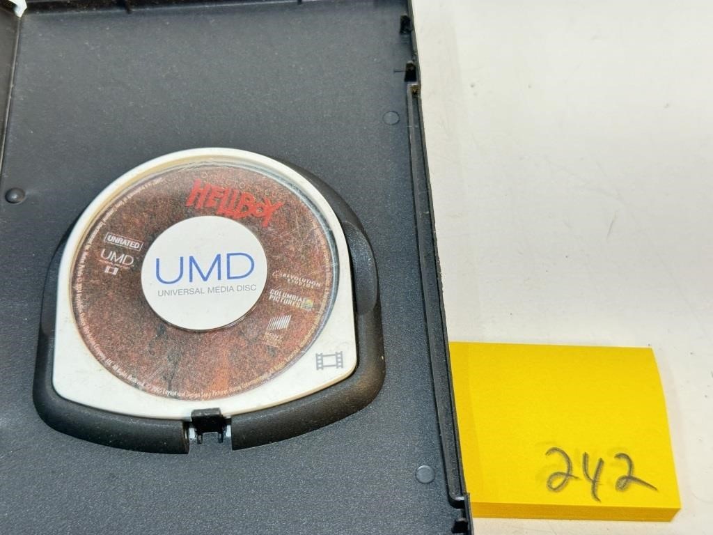 PSP UMD Movie Hellboy