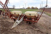 INTERNATIONAL 56 4 ROW CORN PLANTER