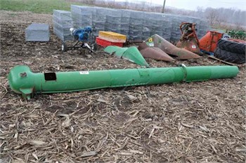 ONLY ONLINE HIEBERT FARM EQUIPMENT AUCTION - MAY 1st AT 6:00
