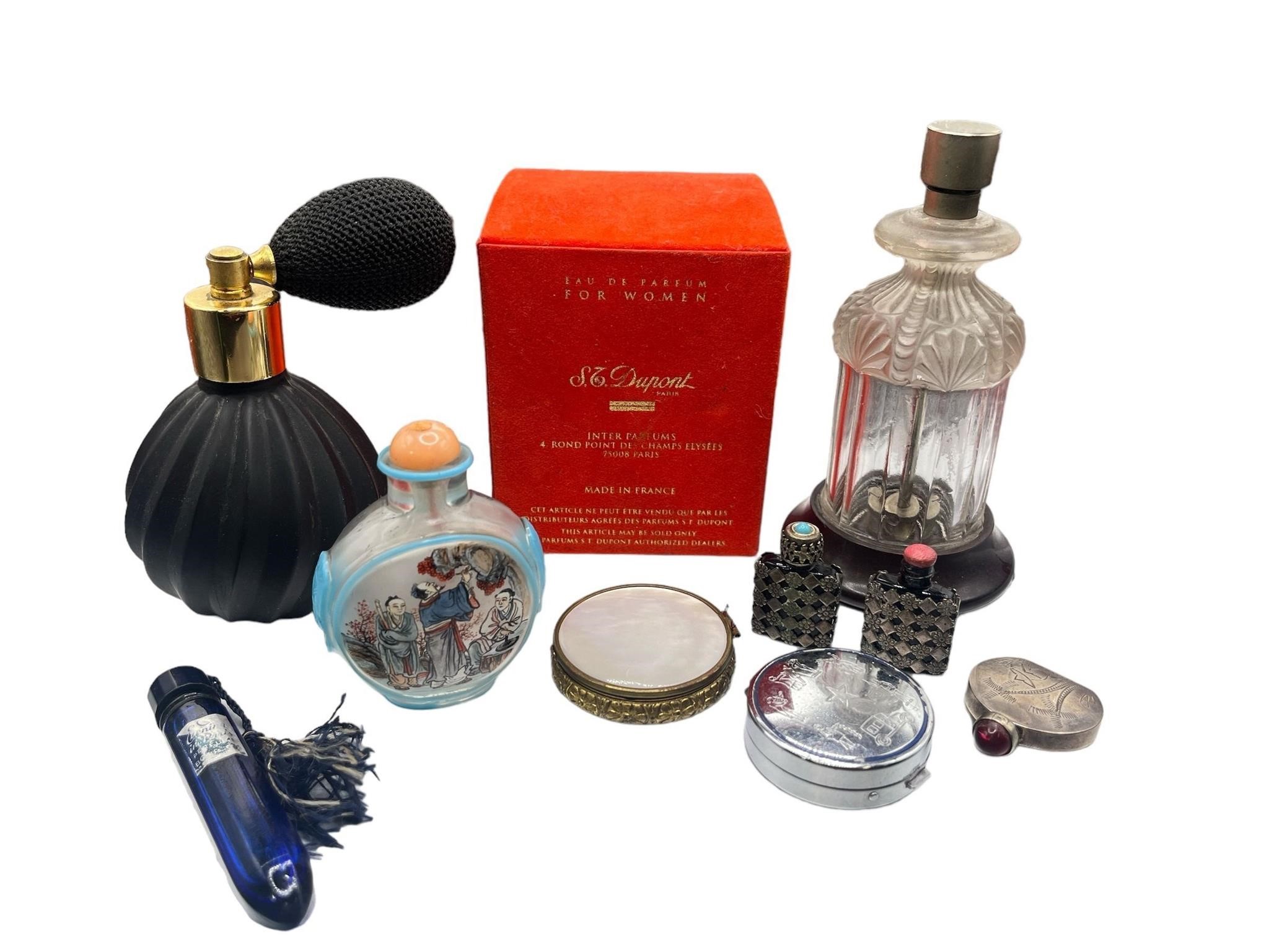 Collection Vintage Perfume Bottles & Mini Compacts