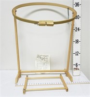 Gibbs Embroidery Hoop w/Stand (Metal Brace Bent)