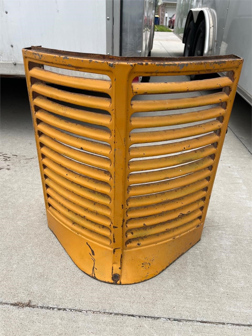 Vintage tractor grille