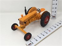 1/16 Minneapolis Moline Wide Front Tractor
