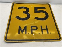 35 MPH METAL SIGN 24IN X 24IN