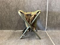 Camo Foldable Metal Stool with Pouch