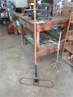 Shop dust broom holder